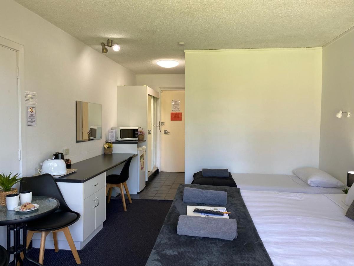 Mid City Motor Inn Mackay Kültér fotó