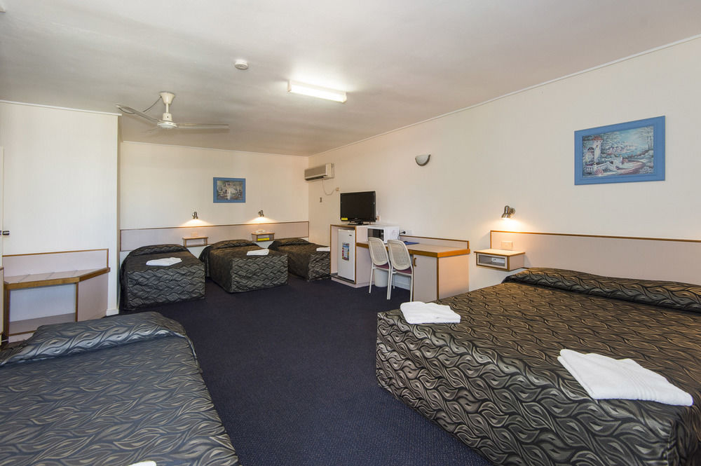 Mid City Motor Inn Mackay Kültér fotó